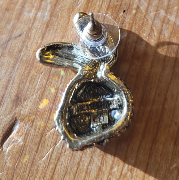 Heide Daus Bunny Earrings - Picture 3 of 3